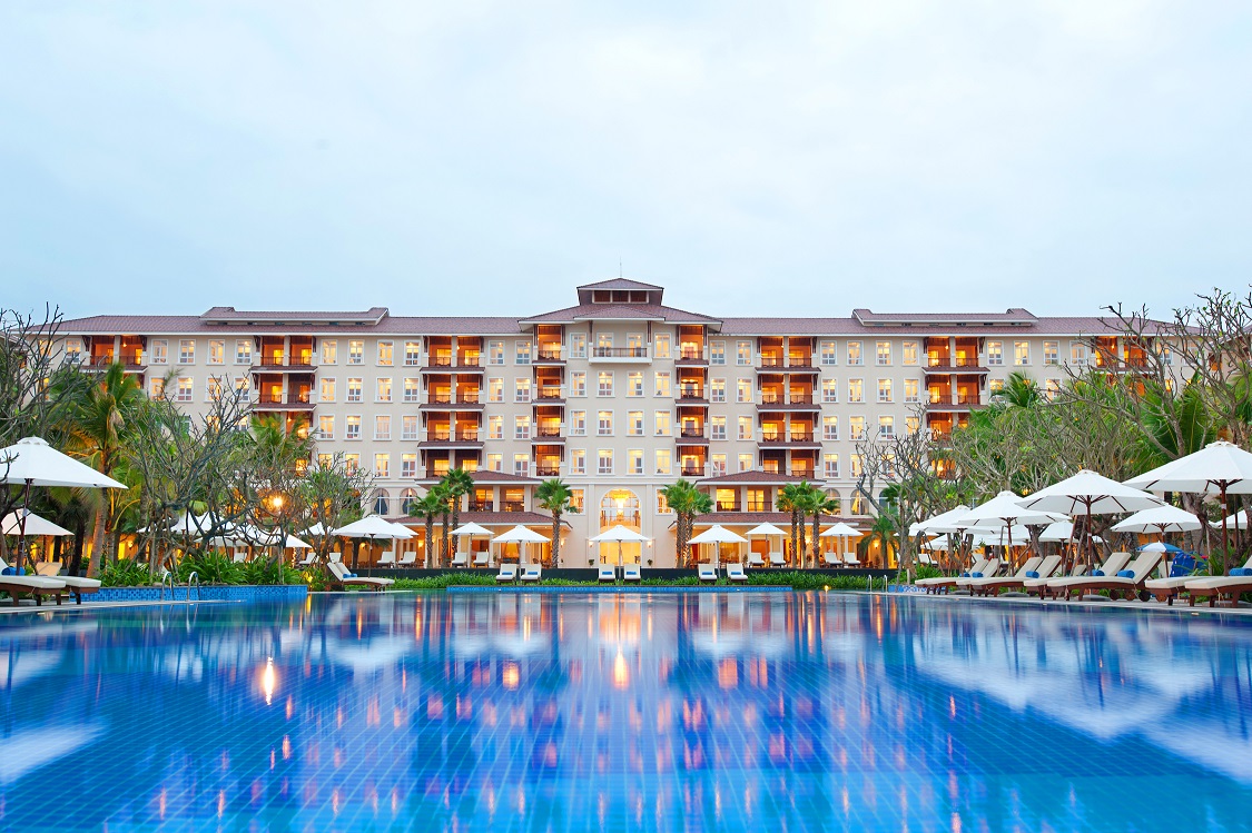 Danang Marriott Resort & Spa Swimming Pool