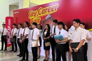 Thai Vietjet Hosts Sky Career Fair in Phuket (1)